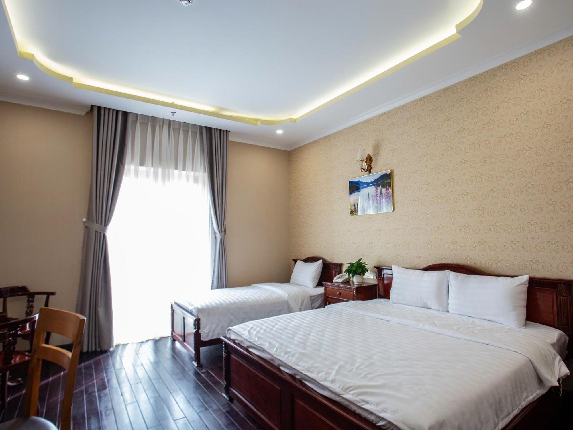 Hotel KháCh SạN Sunrise Dà LạT Da Lat Esterno foto